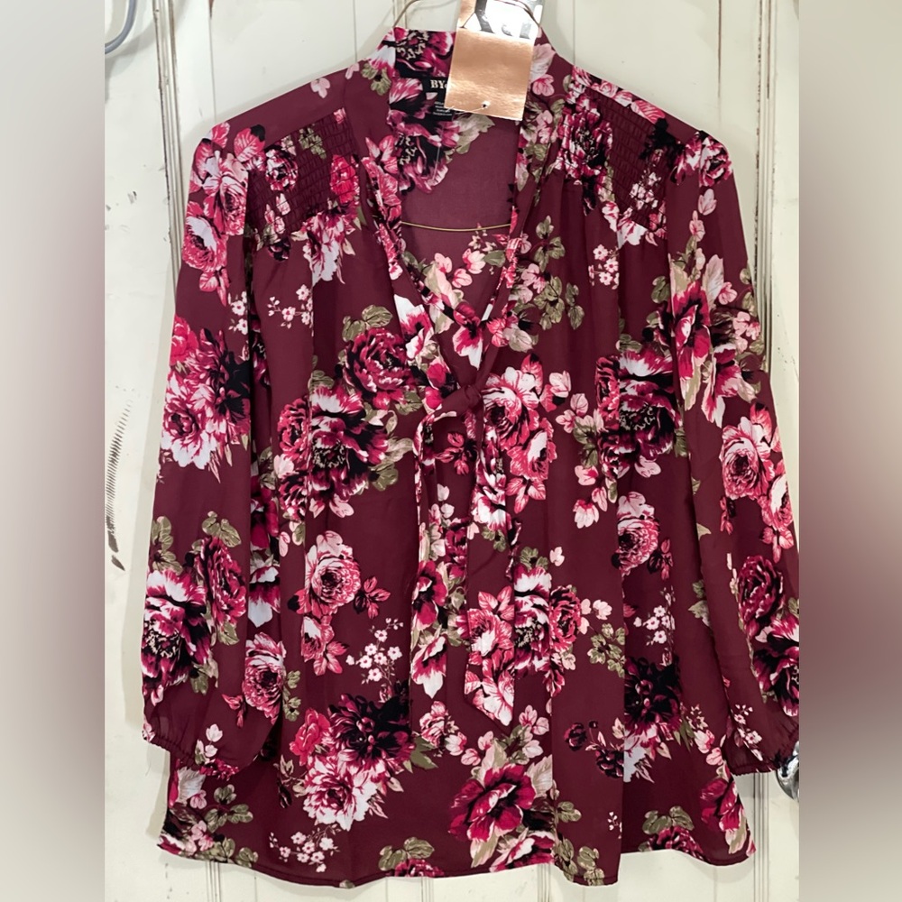 Chic Floral Burgundy Blouse NWT